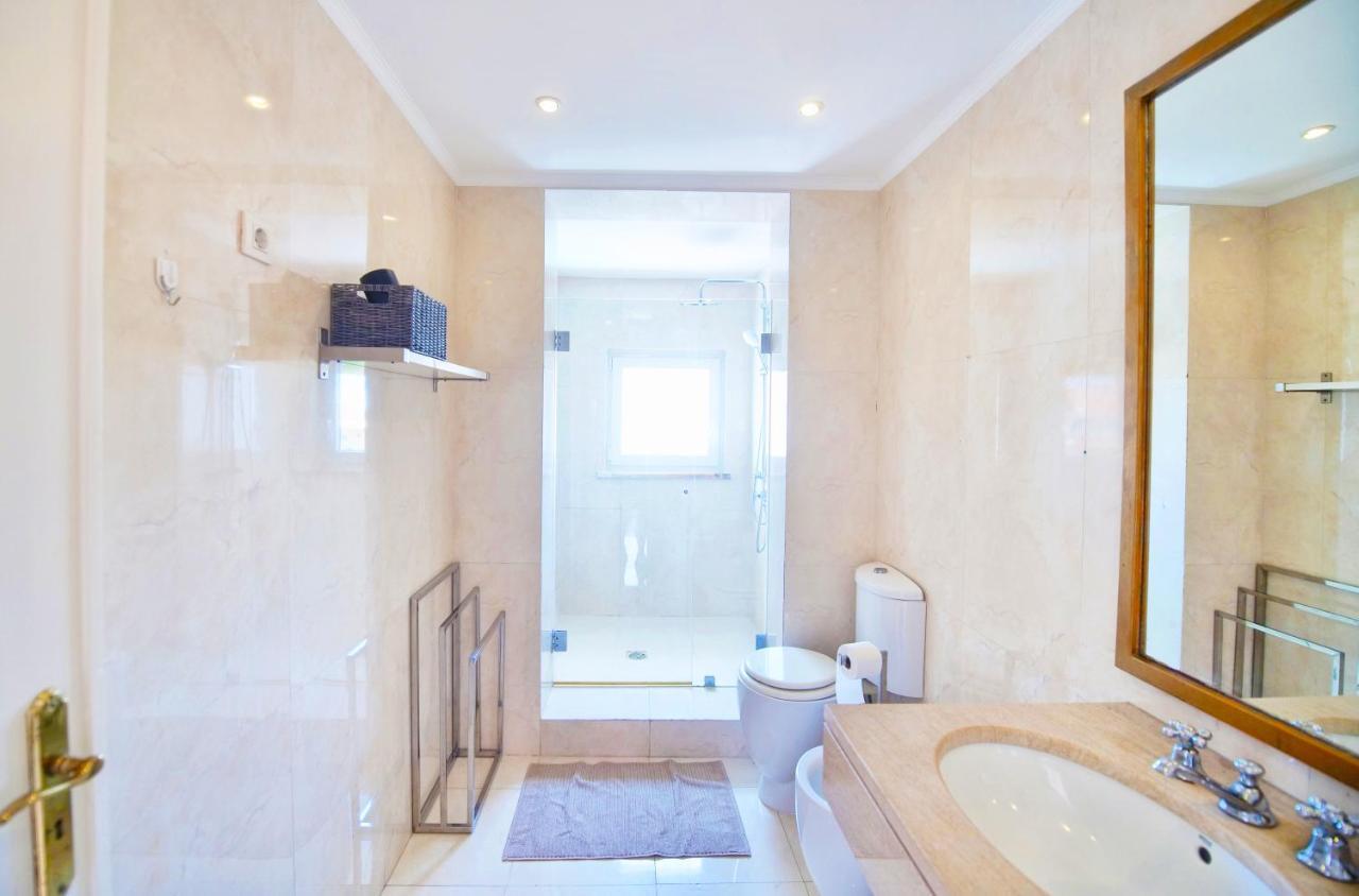 Happy Holiday Cascais - Parede Apartment ภายนอก รูปภาพ