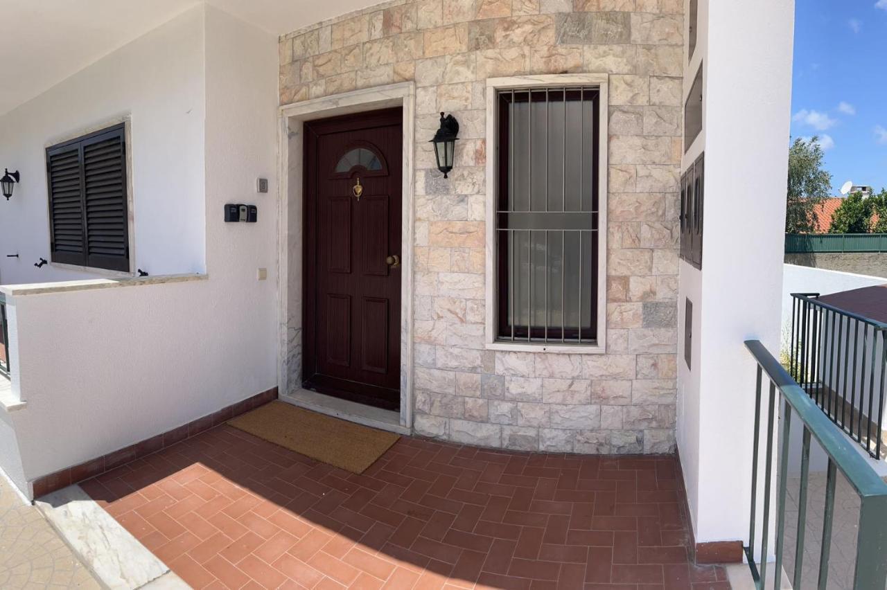 Happy Holiday Cascais - Parede Apartment ภายนอก รูปภาพ
